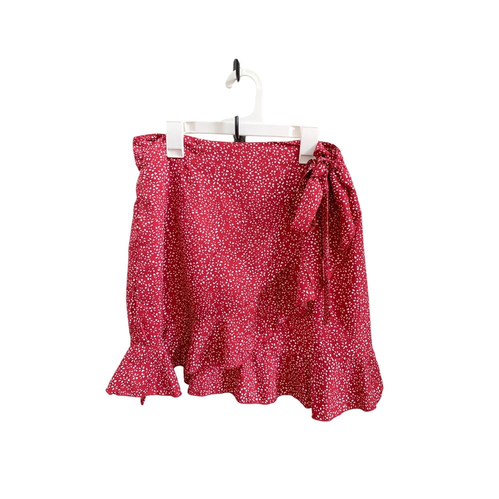 Naggoo Red Floral Wrap‎ Mini Skirt with Ruffle Hem Size Med Womens Casual Summer